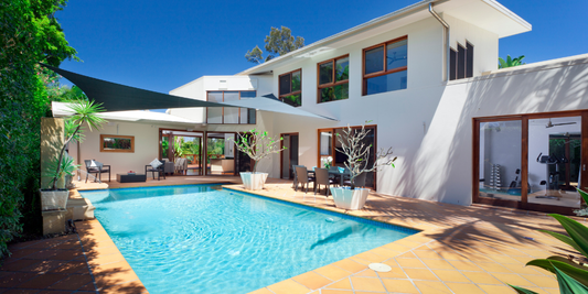 Rectangular vs Freeform Pools: Which Is Better for Your Backyard?